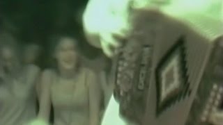 La Troba Kung-Fú - Calor, Calor (Videoclip Oficial)