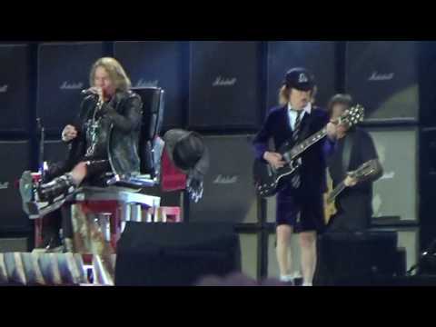 AC/DC - Live @ Werchter 2016 (Back in black)