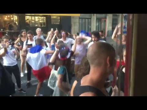 French fans sing "I will survive" after world cup victory
