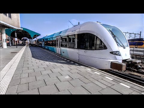4 +2 cars of freshly refurbished GTW-D depart Groningen for Roodeschool - Departure -