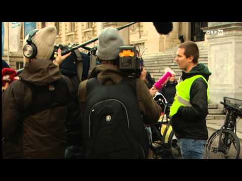 7.2.2014 Wien heute Hunderte demonstrieren gegen den Wiener Polizeipräsidenten