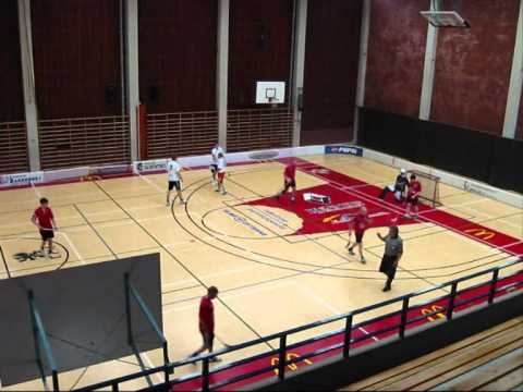 2.4.2011 Mikko-Pekka Laisi laukoo maalin