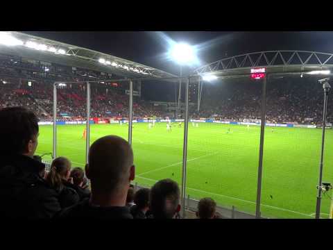 Utrecht - Ajax  ( 0 - 3 ) 26-9-2012 PART IV