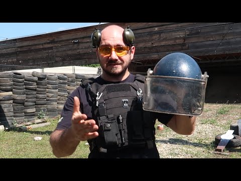 CE CALIBRE OPRESTE O CASCA ANTIGLONT MILITARA? - POLIGON TIR BISTRITA