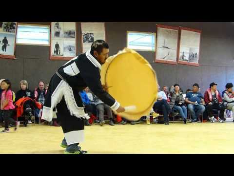 Musique Inuit : Chants de gorge et Danses du tambour - Gjoa Haven (Uqsuqtuuq) - Nunavut - Canada