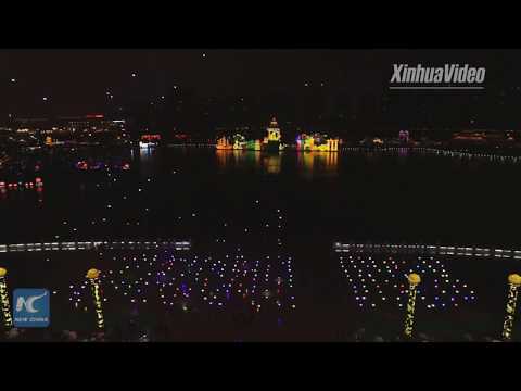 Spectacular！300 drones light up sky of China's Xi'an to celebrate Lunar New Year