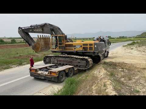 Transporting Five Caterpillar 365C And Volvo EC650 Excavators - Fasoulas Heavy Transports