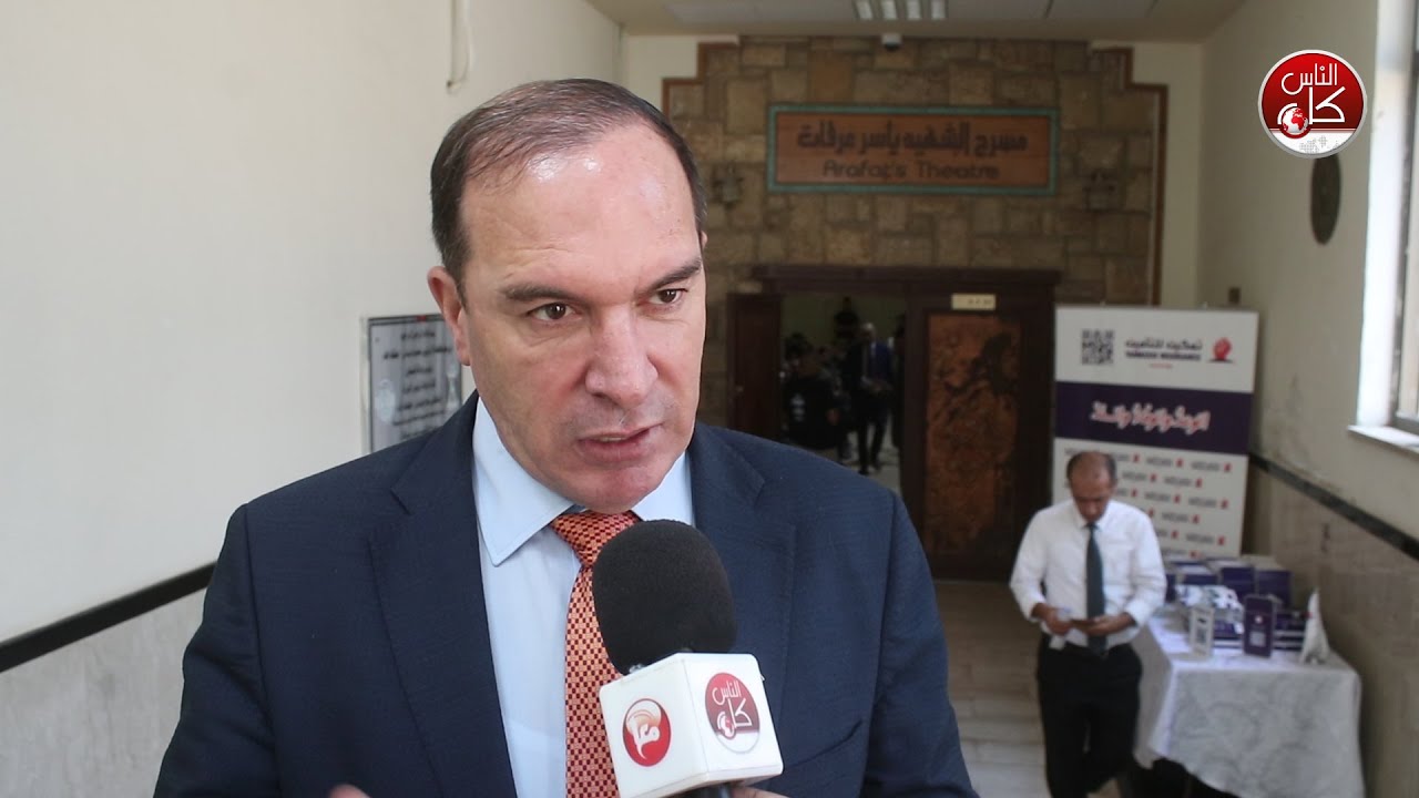 نقابة العاملين في جامعة خضوري تكرم  المتقاعدين وأبناء الناجحين بالثانوية العامة