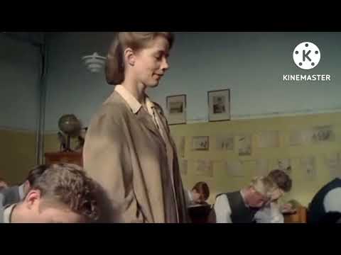 شاهد تلميذ يعجب  بمعلمته من فيلم watch all things fair 1995