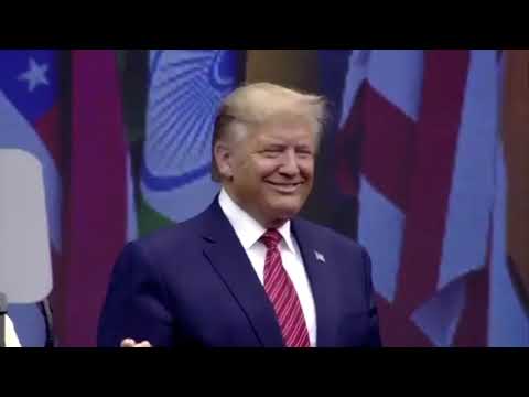 Huge applause for President Trump by E  Indian Americans