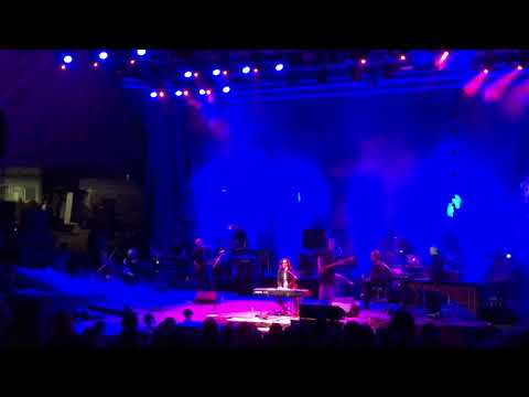 ISILDURS BANE & STEVE HOGARTH - Three Minute Boy @ Night Of The Prog 2018 3/3