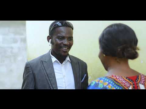 KWAME MPEABO FT RONALD BLAY ( SIKA ADAKA)