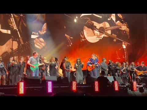 Blur - Tender (feat. London Community Gospel Choir) @ Wembley Stadium, London 09/07/23