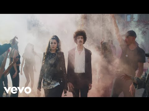 download lagu mp3 mp4 Mauvais Oeil, download lagu Mauvais Oeil gratis, unduh video klip Mauvais Oeil