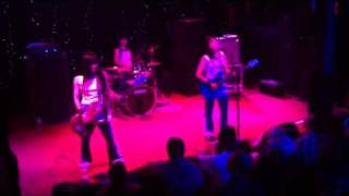 Shonen Knife-Devil House