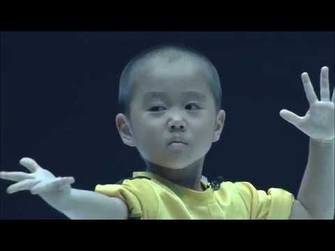 Ryusei(5year old)performed Bruce Lee's style Nunchaku  on martial arts event