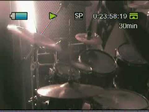 Battere e levare su Lifting shadows off a Dream