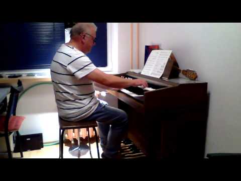 JEJ PORTRET  muz. Wł Nahorny