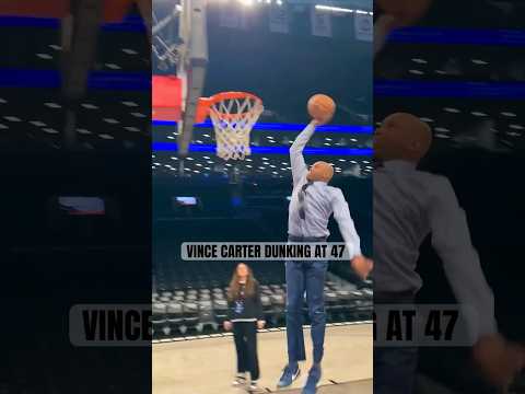 Vince Carter dunking at 47 years old EASY #teamflightbrothers