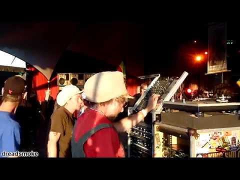 KING SHILOH SOUNDSYSTEM - DC Riddim pt3 (Infinite) @ Dubwise village (nl) 160618