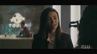 Superman And Lois &quot;Taylor Swift Superman&quot; (Music Video)