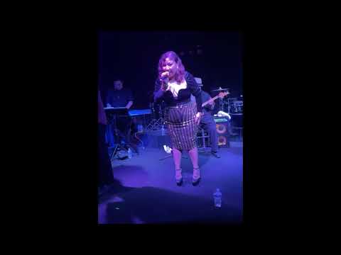 TIERRA Sara Smile / Best thing that ever happened to you featuring Elvia Cadena