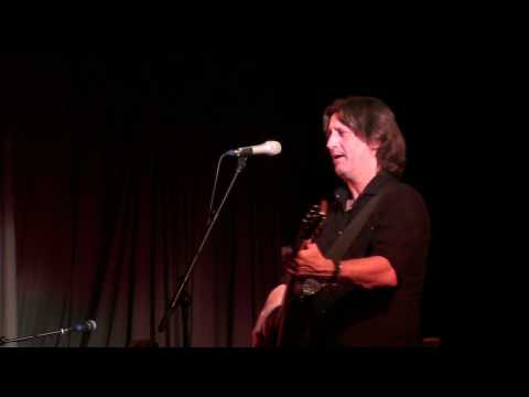 Steve Knightley:Alright