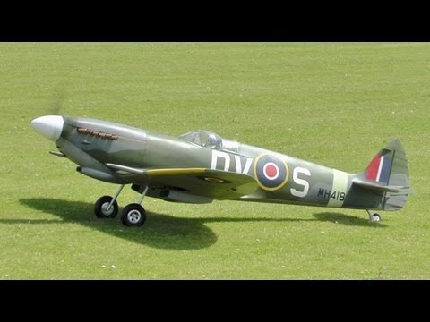 LARGE 1/4 SCALE MICK REEVES RC SPITFIRE EP - SECOND FLIGHT / STEWART AT NLMFC RC BALDOCK - 2013