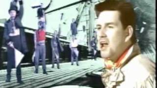 The Men They Couldn&#39;t Hang The Colours (2)