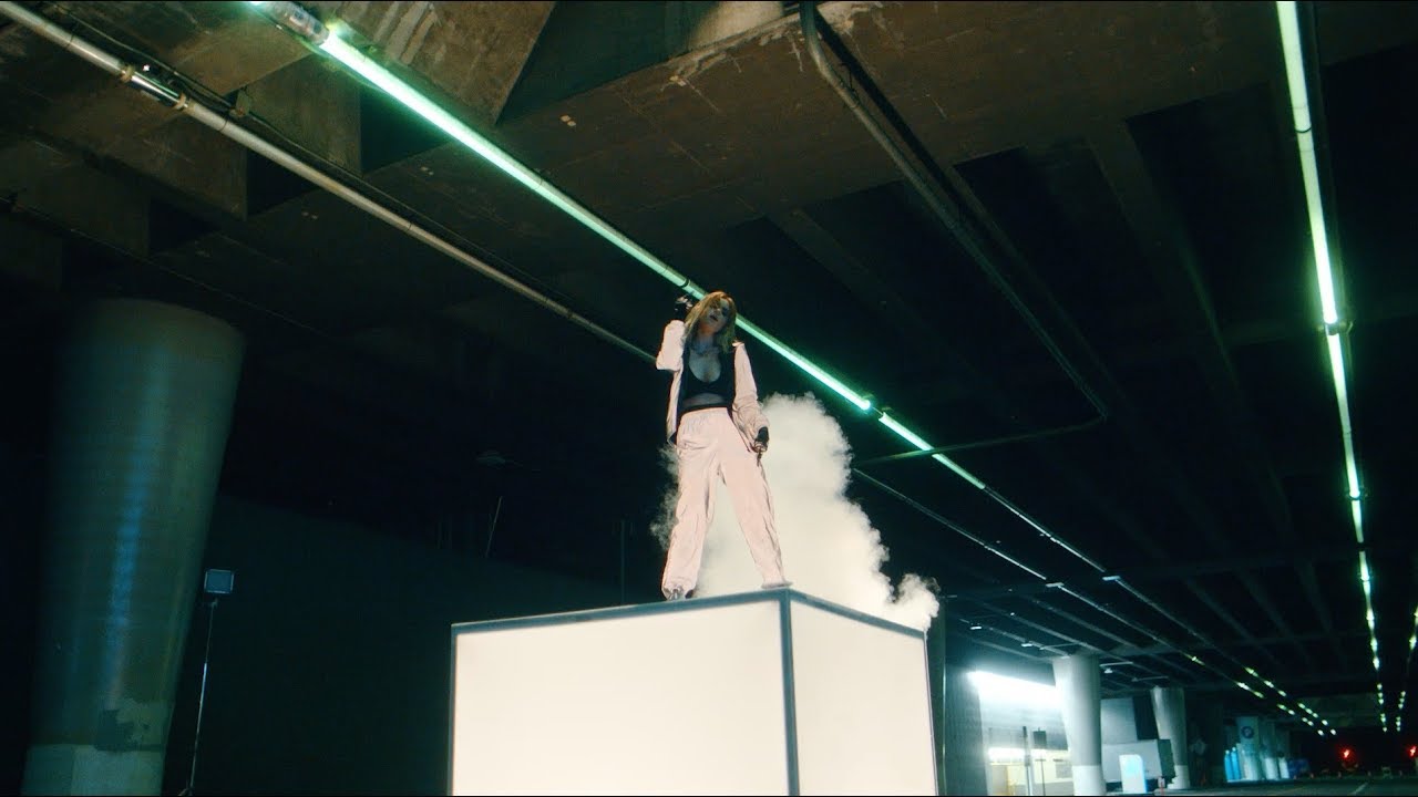 Kiiara — Gloe