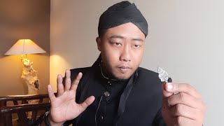 Download lagu Cara Mengetahui Keris Semar Mesem Asli, Cukup Sekali Sentuh mp3 Download lagu Cara Mengetahui Keris Semar Mesem Asli, Cukup Sekali Sentuh mp3