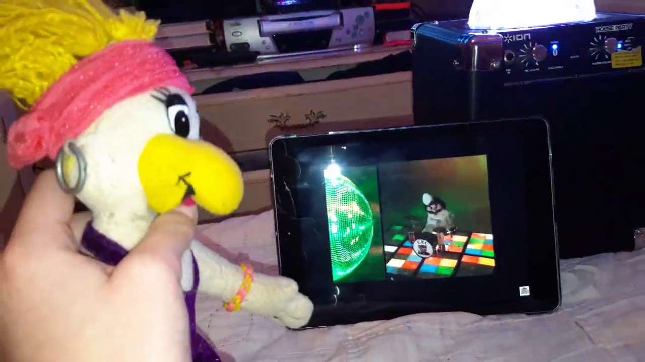 Chuck e cheese April 2006 show segment 1