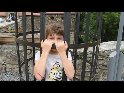 Maya zaprasza   zamek Czocha