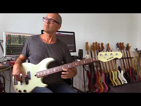 L385 Fast legato melodic bass fills and harmonics , how to play
