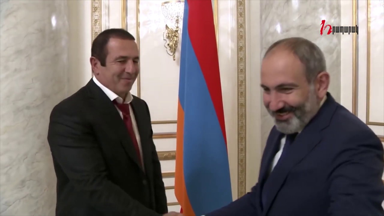 Փաշինյանը հեռախոսազրույց է ունեցել Ծառուկյանի հետ և սպառնացել, որ քայլ անելու դեպքում ոչնչացնելու է