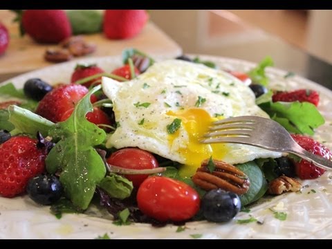 Breakfast Salad for Health and Weight Loss. Start Your Bikini Body for Summer Now!