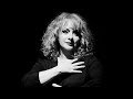 Jil Aigrot interpreta a Edith Piaf BBC MUNDO