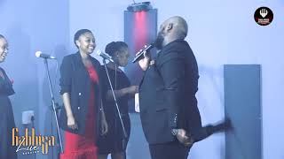 Download lagu Siyanda Gabhisa Chorus | Kwezwakala ubukhehlekhehle, Ngibon'amazulu, Inhliziyo ithi ngcingcibo mp3