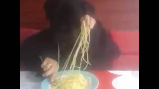 Download lagu Ngeri! Orang ini dikutuk jadi anjing kasian banget mp3