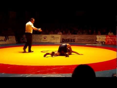 55kg/F  Krasimir Krastanov - Suhrab Atalay  1:3  PS