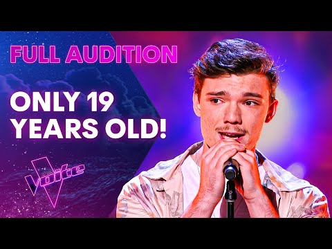 19-Year-Old Leaves Coaches Speechless with Storytelling Voice