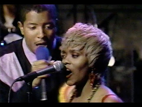 Young MC • Bust a Move • (Live, Letterman 1990) • Stereo
