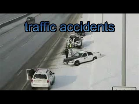 Des Moines Police car spins out of control in traffic accident