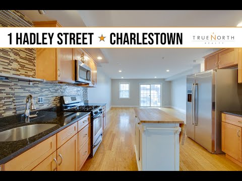 Tour of this Gorgeous Charlestown Townhouse - Boston MA