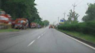 preview picture of video 'Speeding on the Highway (Timelapse on NH1, India)'