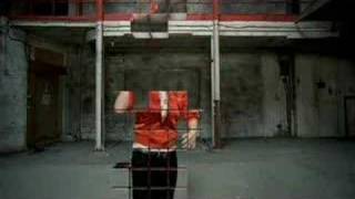 Lady Sovereign - Love Me or Hate Me