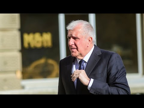 UŽIVO Željko Obradović sleteo u Beograd!