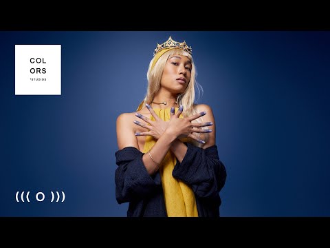 ((( O ))) - Travelin' | A COLORS SHOW