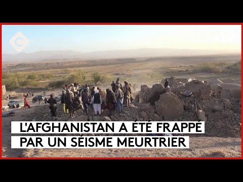 Afghanistan : un séisme fait plus de 2000 morts - Le 5/5 - C à Vous - 09/10/2023