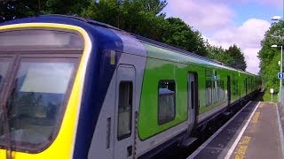 preview picture of video 'IE 29000 Class Commuter Train number 29120 - Castleknock, Dublin'